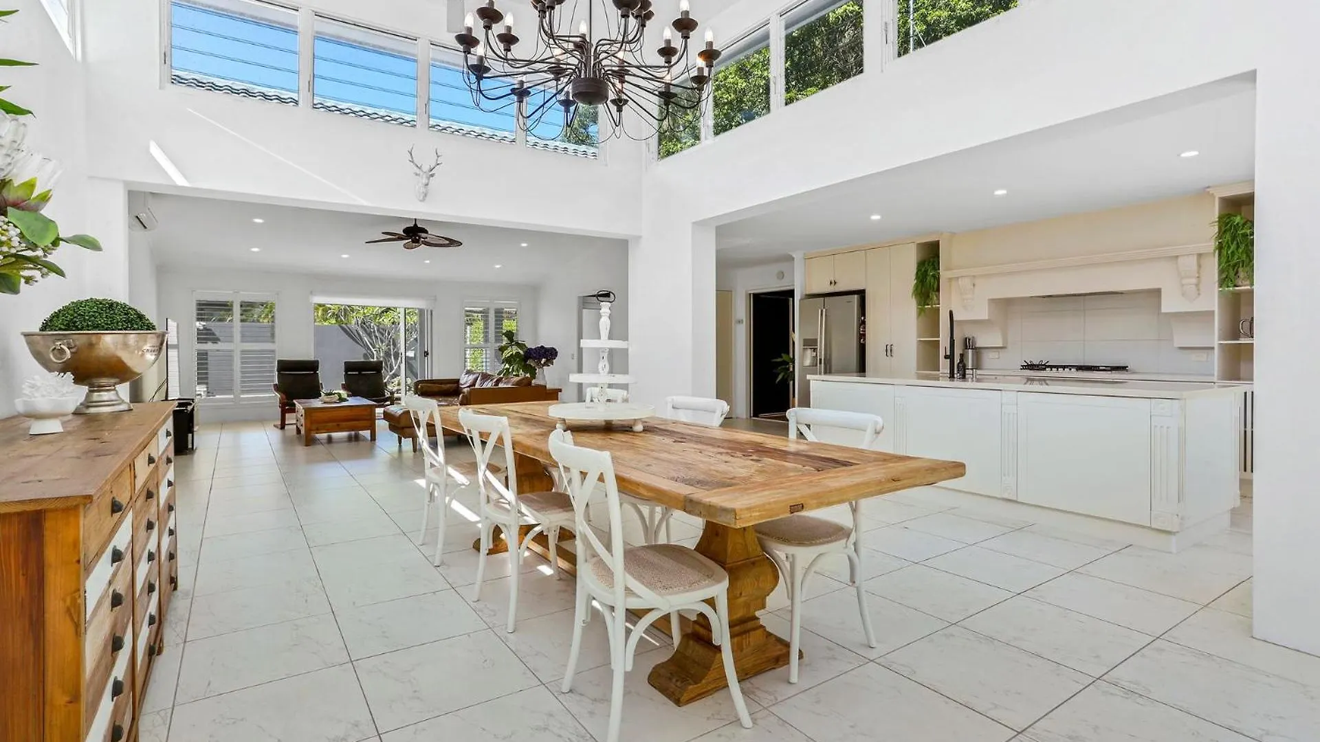 34 Sleepy Hollow Dr Noosa Heads Holiday home